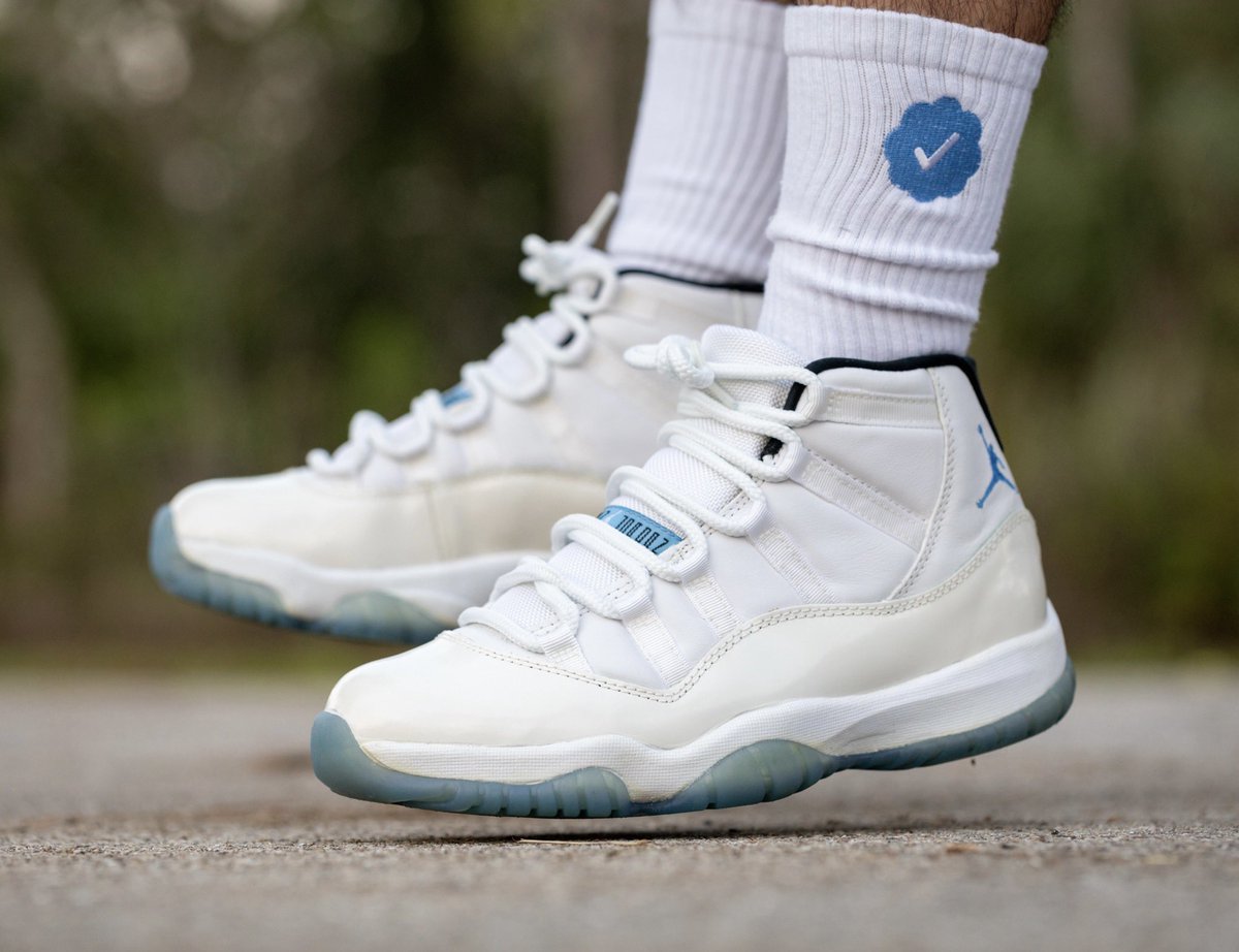 It’s not the early look of the Columbia XIs re-releasing later this year, today’s #kotd is my first wear of the Original 1996 Air Jordan XI ‘Columbia’. @snkr_twitr 

#nike #nikeair #jumpman #airjordan #jordan #sneaker #sneakerhead #sneakers #SnkrsLiveHeatingUp #snkrskickcheck