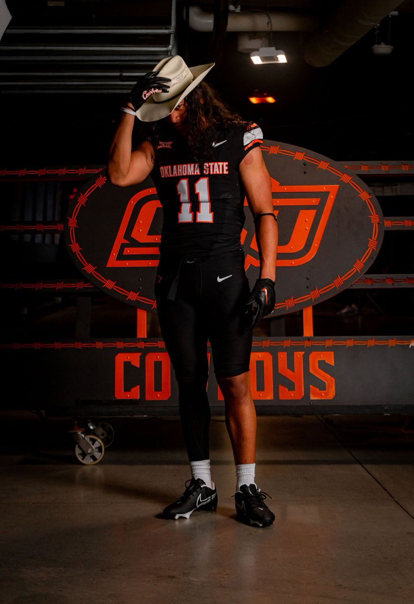 nusgotdajuice's tweet photo. Grateful for the time I had with my family on the Official Visit down in Stillwater! We appreciate the hospitality, GO POKES! #DAT @WestlakeFootbal @CoachAAle @CoachGundy @joebobclements @beni_tonga @CoachJG_ https://t.co/LnNMeDCVPS