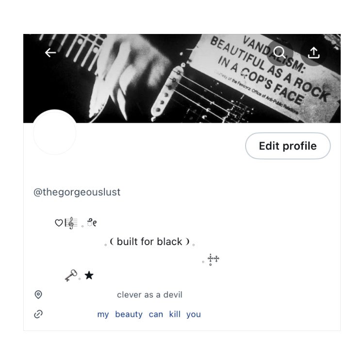 𝕭 tweet media