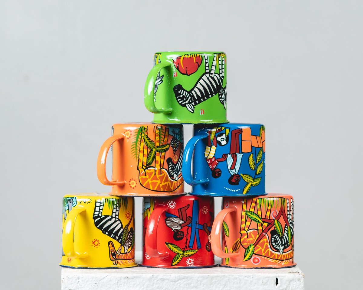 NatGalleryZimb's tweet photo. At the #NGZ Artlife shop, you can find the #Weya cups designed by Charity Manema. She beautifully portrays the traditional culture of her country through her works.
#weyaproducts #enterprenuership #ngz #artlifeshop
#artlife https://t.co/7SKuOXF0Xq