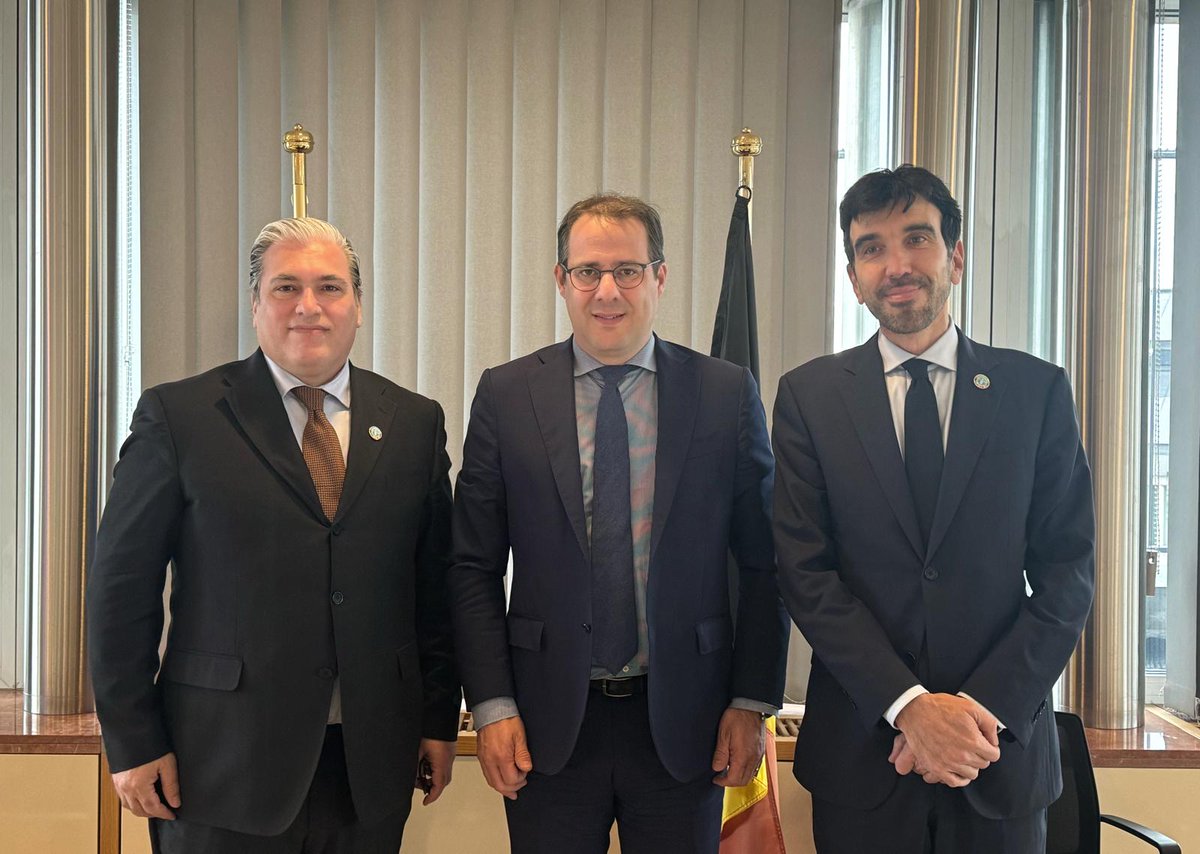 Honoured to welcome to #Brussels @FAO Deputy Director-General @maumartina! Started the day with an insightful meeting with Federal 🇧🇪 Deputy Prime Minister @DavidClarinval. Thank you, Minister, for the productive discussion ahead of FAO's Regional Conference for Europe #ERC34.