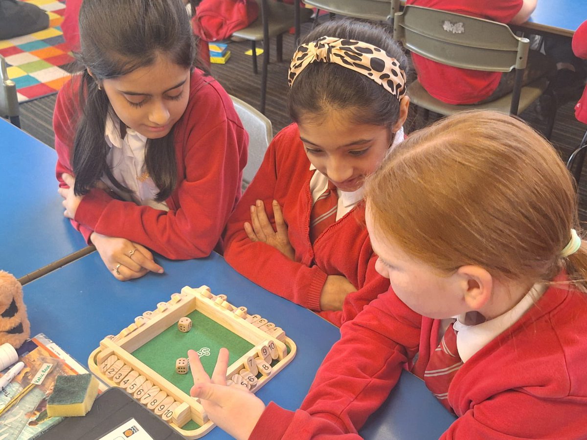 St_Angelas_Pri's tweet photo. P5 began their Numeracy & Maths games project today. Smiles and enthusiasm galore and skills being developed in the process. #mathsmindsets @glasgowcounts @GIC_Glasgow @Doug_GCC https://t.co/LzPqPJQg87