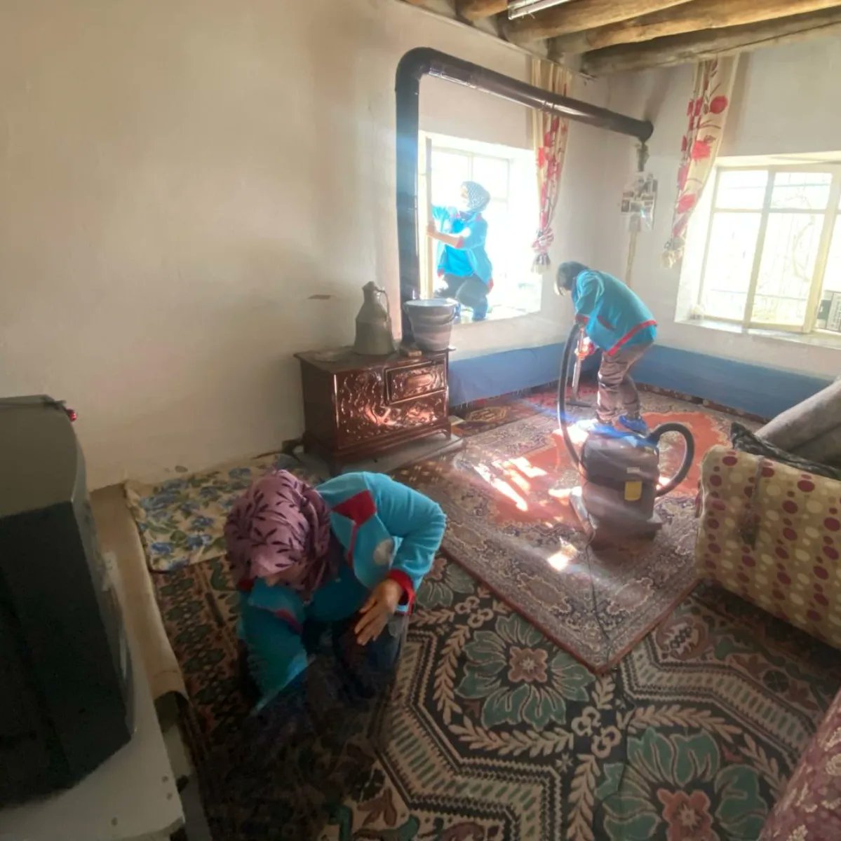 Bayram sonrası işlerimize kaldığımız yerden devam ediyoruz.
#MilliVefaProgramı 
#UlusalVefaProgramı 
#NiğdeSYDV
<a href="/tcailesosyal/">T.C. Aile ve Sosyal Hizmetler Bakanlığı</a>
<a href="/Mahi_Nur/">Mahi_Nur</a>
<a href="/ashb_sygm/">Sosyal Yardımlar Genel Müdürlüğü</a>
#AdilÇalışkan
<a href="/NigdeValiligi/">T.C. Niğde Valiliği</a>
<a href="/celikcahit/">Cahit Çelik</a>
<a href="/abuzerceylan681/">abuzerceylan68@hotmail.com</a>