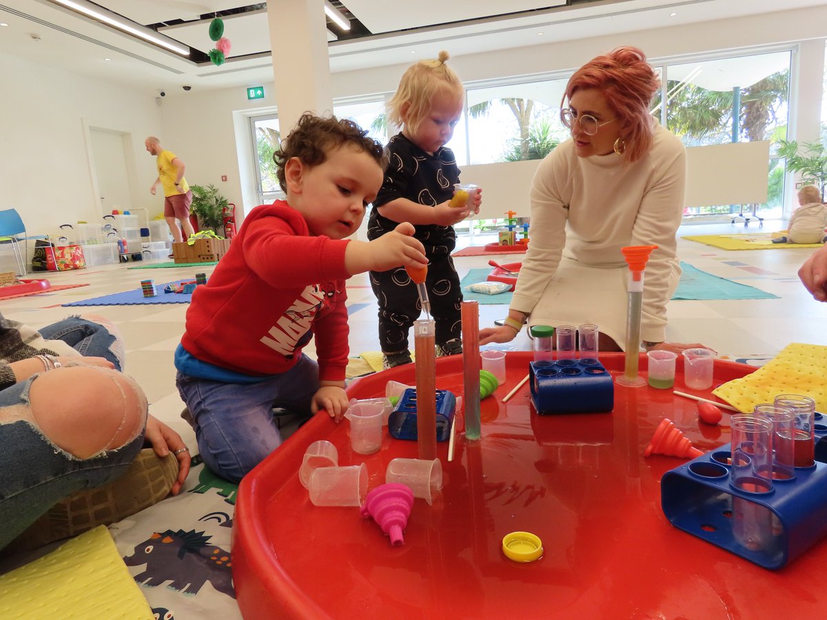 Join our Mini Science Club with @BigScienceUk this Friday! 😃 Bring along your little ones to enjoy hands-on experiments, learning and messy play with a science twist! 📅 Friday 19 April, 1.30pm-2:30pm 🎟️ £5 per child 📌 Suitable for 1-4 year olds 🎫 bit.ly/3NM8yrU