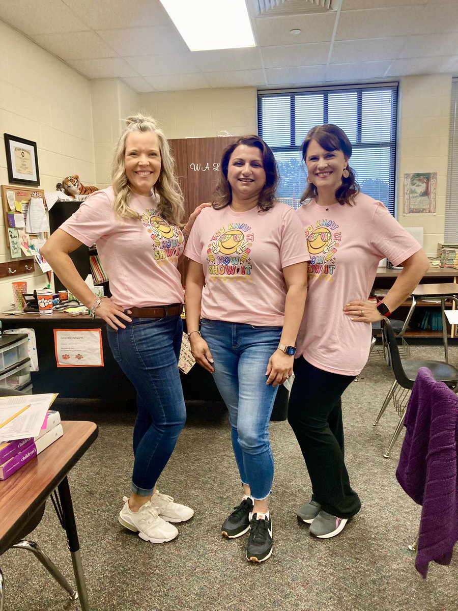 HeatherLingTCES's tweet photo. 20+ years administering TAAS, TAKS, and STAAR. #ONEMOREYEAR #OLDTEACHERSUNITE #TISDTCES❤️ @TISDTCES 
We can’t believe we’ve done this for over 20 years. Still 😊 smiling! Love these kids! https://t.co/keEJSgaU3P