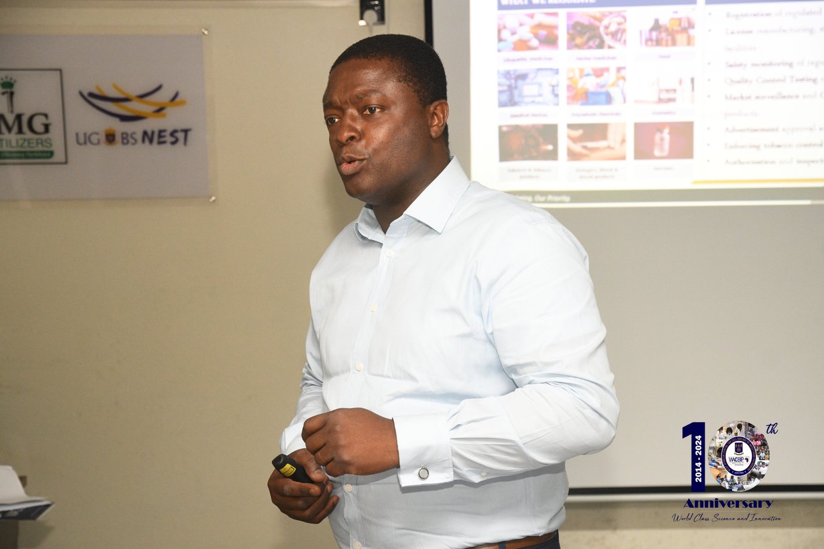 WACCBIP_UG's tweet photo. Edwin Nkansah, Head of the Vaccines, Vigilance, and Clinical Trials Directorate at the @fdaghana, provides an overview of FDA operations, shedding light on its role in the biotech sector and the regulatory framework guiding industry practices.
#BiotechRegulation https://t.co/epi6ncCLQJ