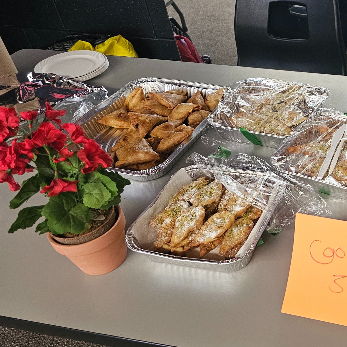 George S Henry tweet media