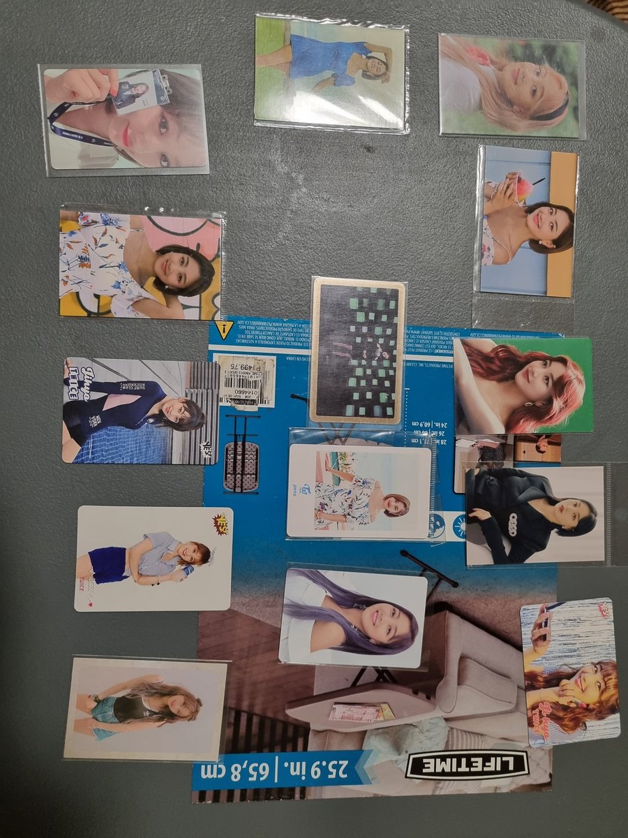 ayu_merch's tweet photo. wts lfb jihyo pcs
rfs: need funds😭
230 ea
set takers will be prio https://t.co/WIFQ77ungu