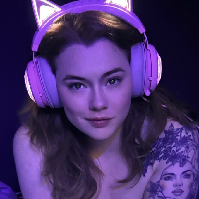 Full photo on ✨spicy social✨ ;) https://t.co/uBnkzlbpnM