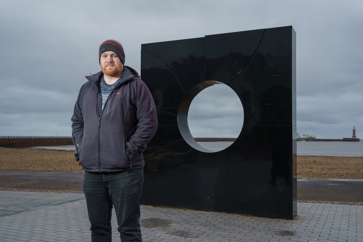 Swapping aviation for astronomy - read how @sunderlanduni student John Race, who quit the aviation industry, is now using his skills as an engineer to create a roof control system for an observatory sunderland.ac.uk/more/news/stor… @GrassholmeObser @keukpa