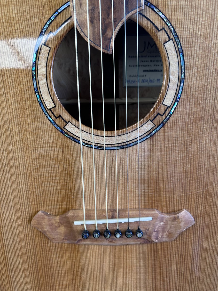 ThermalWoodCan's tweet photo. Beautiful guitar made by JM Acoustic Guitars. 

A lot of torrefied wood from ThermalWood Canada on this beauty. Thanks James from bringing it to the shop and letting us take a look.

#sustainability #thermowood #torrefied #guitar #luthier https://t.co/QBGMduinVU