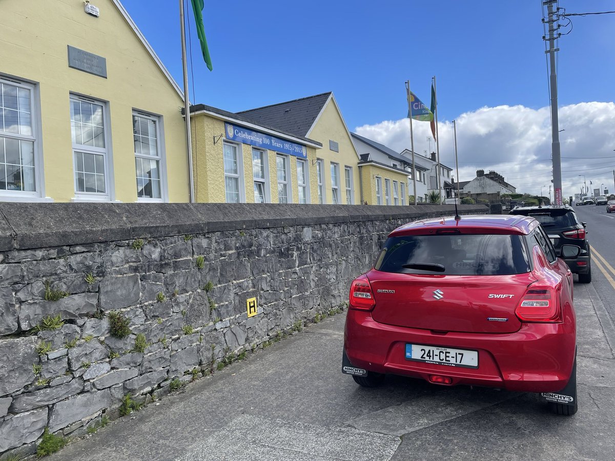 faz1886's tweet photo. Frick them kids, and anyone else on foot apparently. Pavement parking is rife around this school on Dublin Road #Limerick. Surely something can be done about this @LimerickCouncil @GardaTraffic @BadParkingLK #YPLAG #ZeroEnforcement https://t.co/oRVOG9yDtu