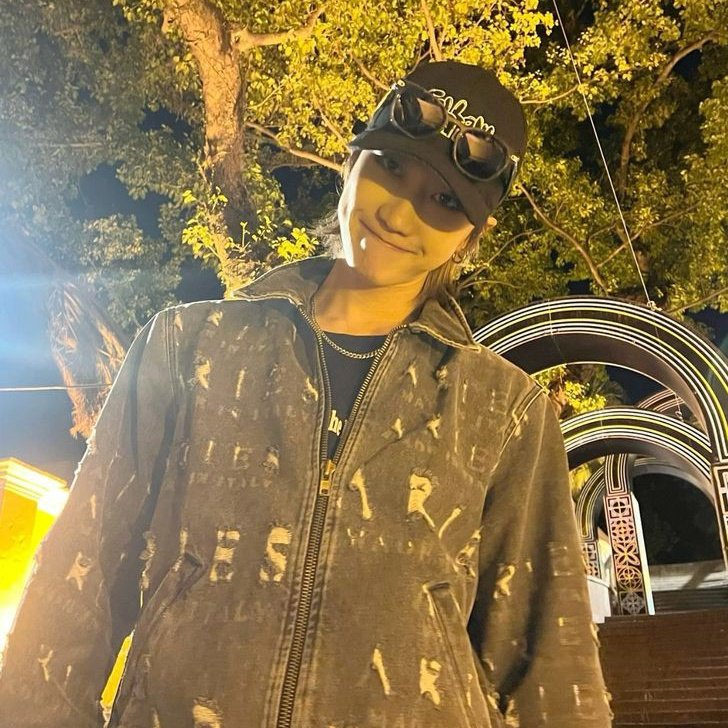 qimerical's tweet image. ㅤ

              ANTON     SNS UPDATE  .ᐟ
              2O24年       O4月         16日  
              ❛   Proof of life!  
ㅤㅤㅤㅤ
ㅤ