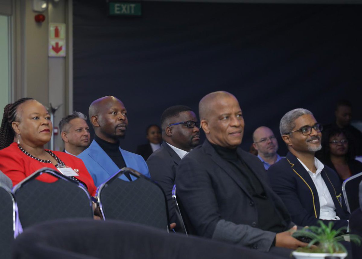 cigfaro_editor's tweet photo. In his opening address Dr. @EN_Ngcobo said "Working together means we need to be committed to the course of building a prosperous province, committed to meaningful works that we can all be proud of for generations to come.”
#CFORoundtableGP
#CIGFARO95yrs
#PublicprivatefinancesGP https://t.co/0j7UqW2720
