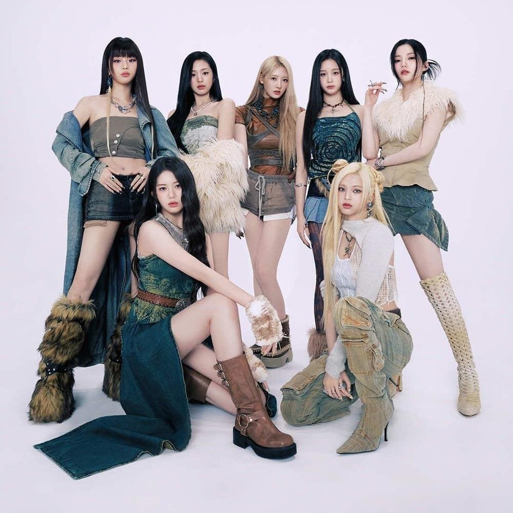 samtypaboy's tweet photo. Park Myung-soo: "What sets Babymonster apart from other female idols?" 

Pharita: "All seven of us have been practicing for quite a while. Our vocal skills are good, and we are great live performers."

Pharita is def shading #that company LMAO https://t.co/jzs2WR1TTd