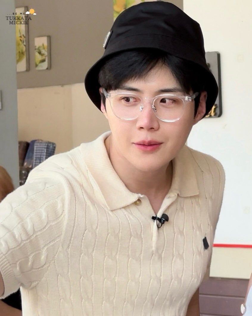 Tukkatamickie37's tweet photo. KSH in Chiang Mai [ 2 ]

#김선호
#KimSeonHo
#คิมซอนโฮ 

📌 https://t.co/jqipSdm0xt https://t.co/sc0BHAUa8w