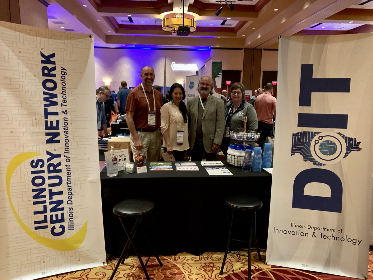 📣 The @gmisillinois #GIANTS2024 Conference is underway! The #DoIT-ICN team is looking forward to learning about new and exciting trends and connecting with peers. #GovTech