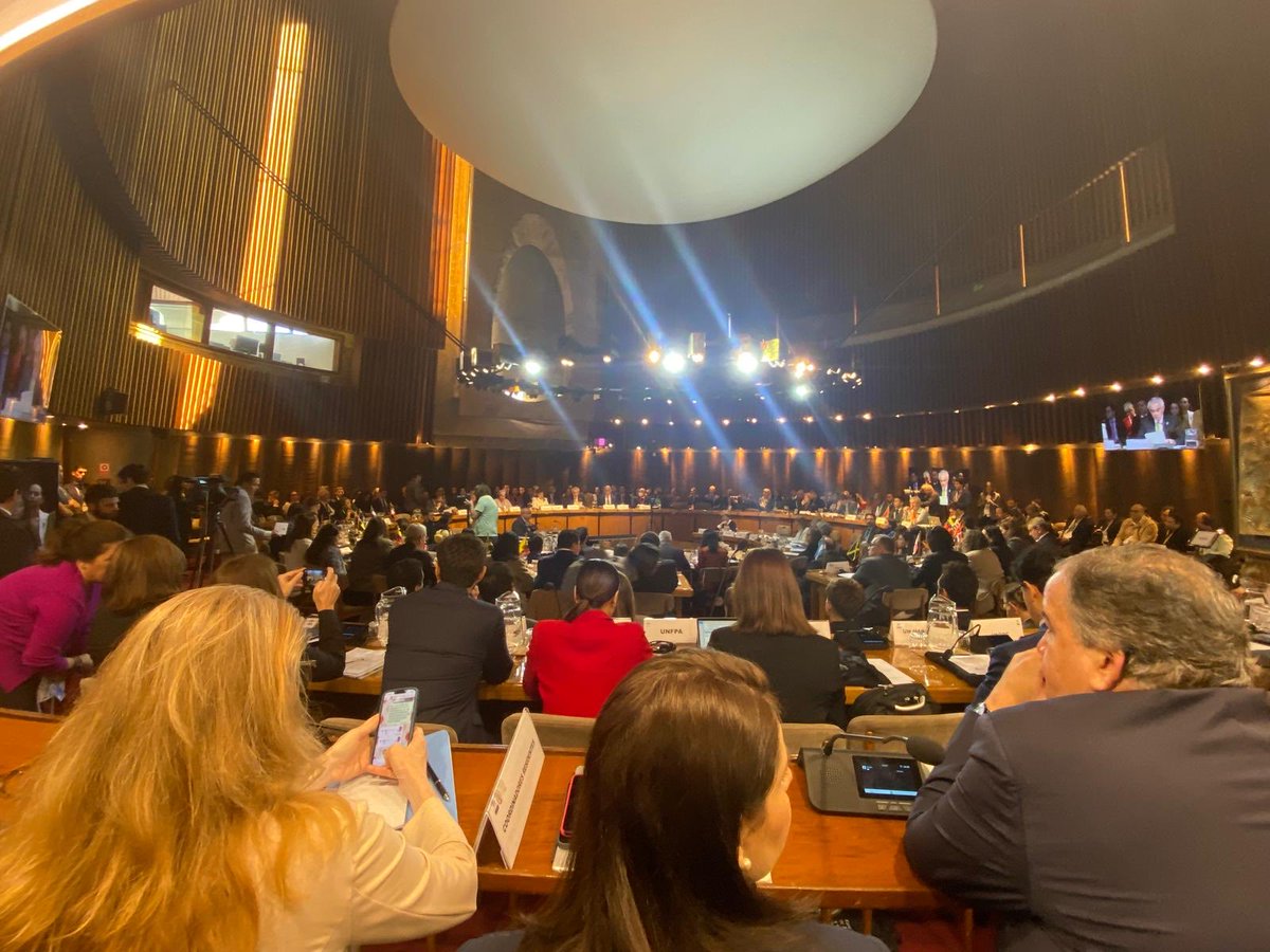 ONU_Cuba's tweet photo. Con la presencia de @AminaJMohammed y representantes de gobiernos, instituciones y el sistema de @ONU_es , inaugurado #ForoODS en #Chile.
✳️Una oportunidad para acelerar el paso por la #Agenda2030.
Aquí estamos‼️🇺🇳 https://t.co/99GbvI4iKH