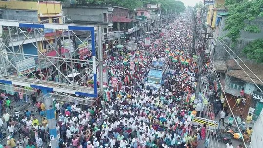 Alipurduar, WB 2019: BJP MP Alipurduar, WB 2021: All the MLAs were won by BJP. Alipurduar, WB 2024: Abhishek Banerjee's roadshow today. Noida Media will not show you this but BJP will be getting their biggest shock from Bengal on Friday, specially from Northern Bengal.