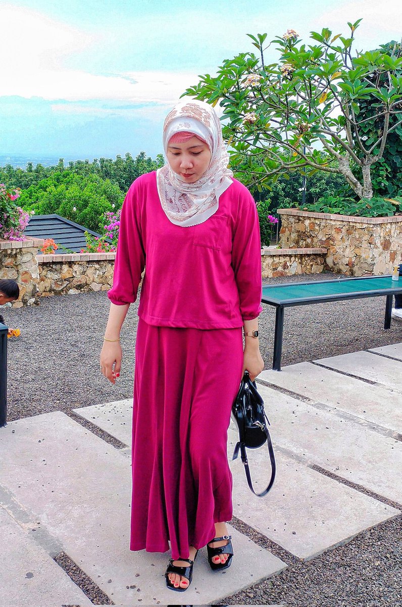 rikhaphesti's tweet photo. Oneset kyuuutt 🩷 https://t.co/a0X8yNL73K