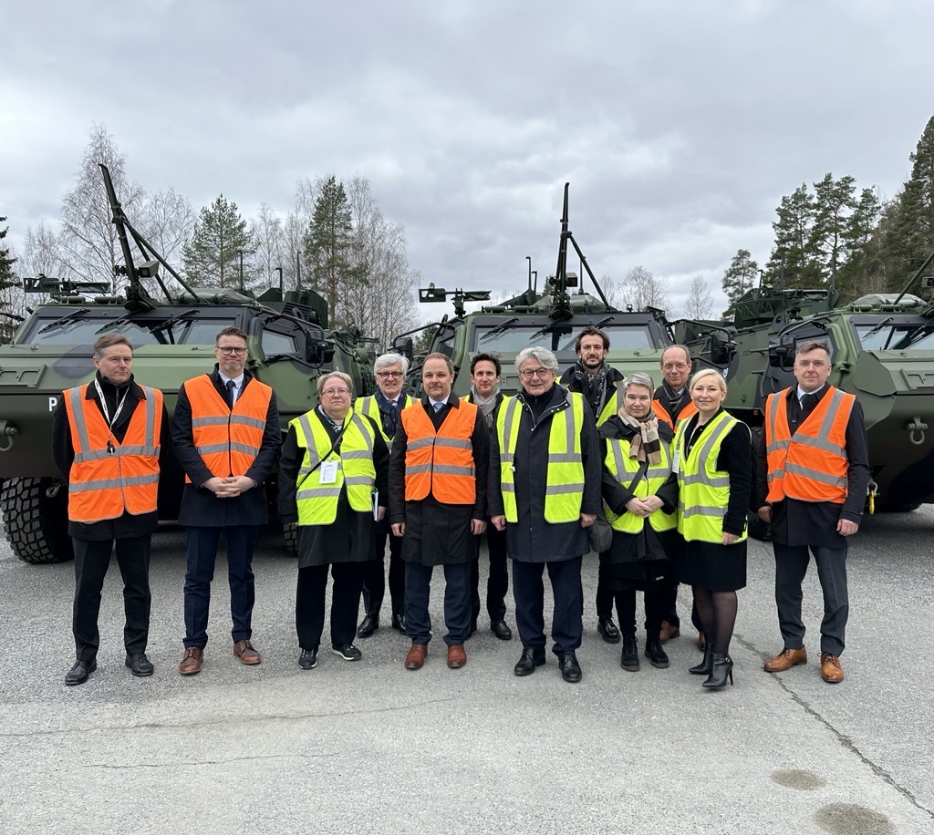 The Patria team was honored to host Commissioner for the Internal Market, <a href="/ThierryBreton/">Thierry Breton</a>, at our facility in Hämeenlinna today as part of his journey in Finland to visit defence production facilities. 🇪🇺 🇫🇮

In Hämeenlinna, we manufacture our market-leading Patria 6x6 armoured