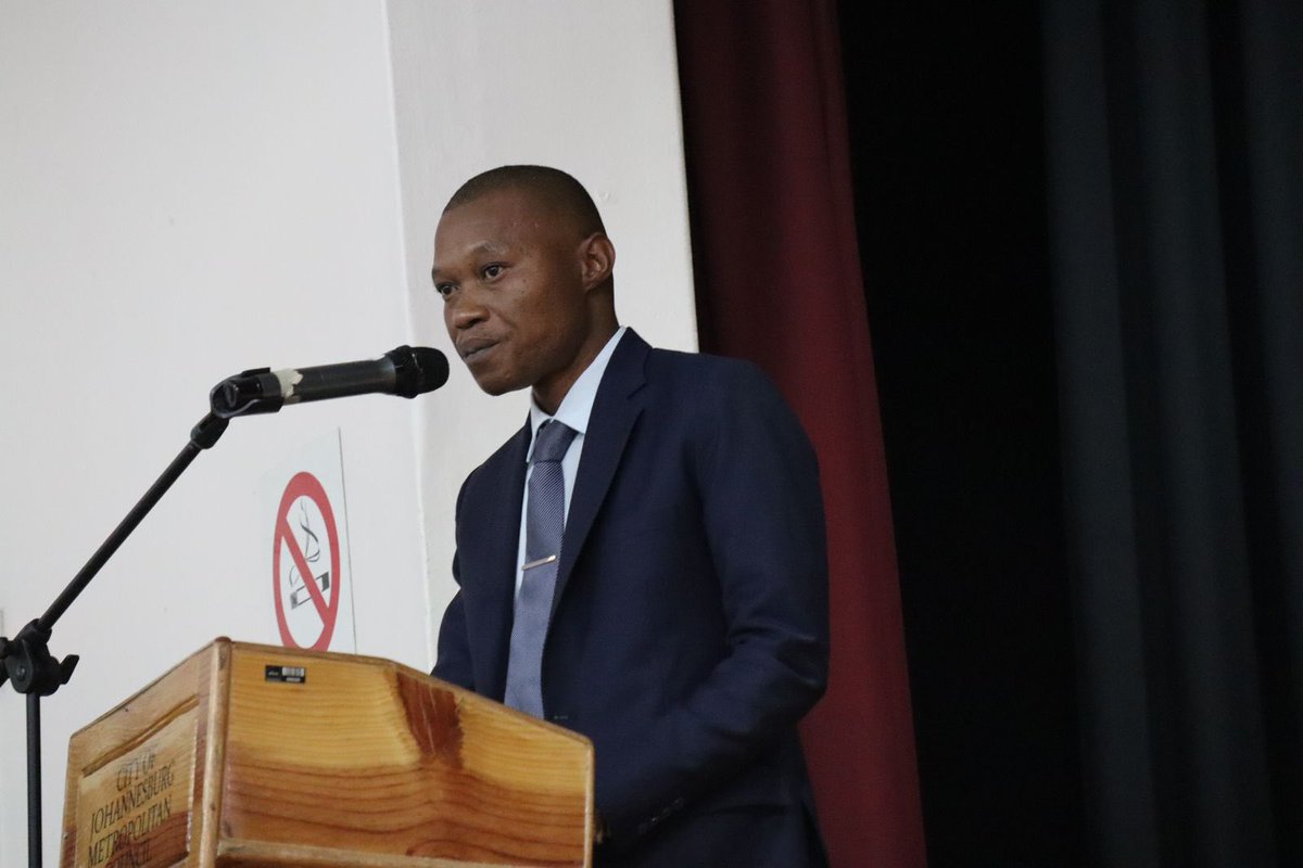 DadaMorero's tweet image. Dumelang badudi ba Toropo Kgolo ya Johannesburg.

Today we are at the IDP stakeholder engagement in Region E. 

IDP serves as an important tool for the City’s developmental strategy, planning, and interventions whilst taking into account people&apos;s inputs and needs.