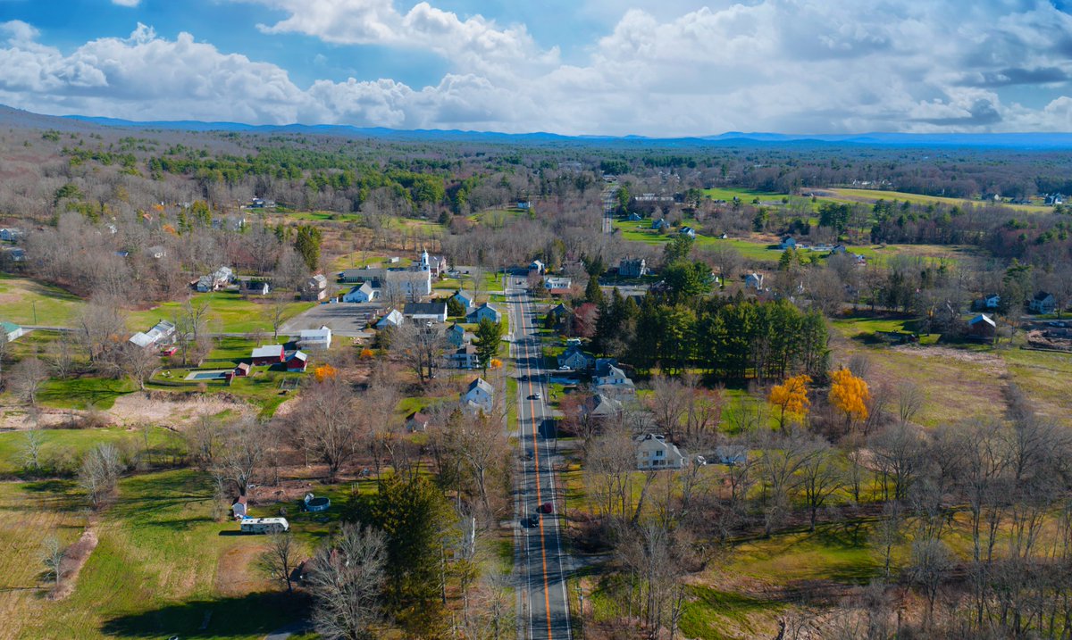 Drone Job in #southampton #Massachusetts #droneservices #realestatephotography #westernmass #westernMa #westernmassachusetts #hampshirecounty #drone #drones #dronephotography #dronevideo #womenwhodrone  #newengland #dronepilot #westernmassdrones
