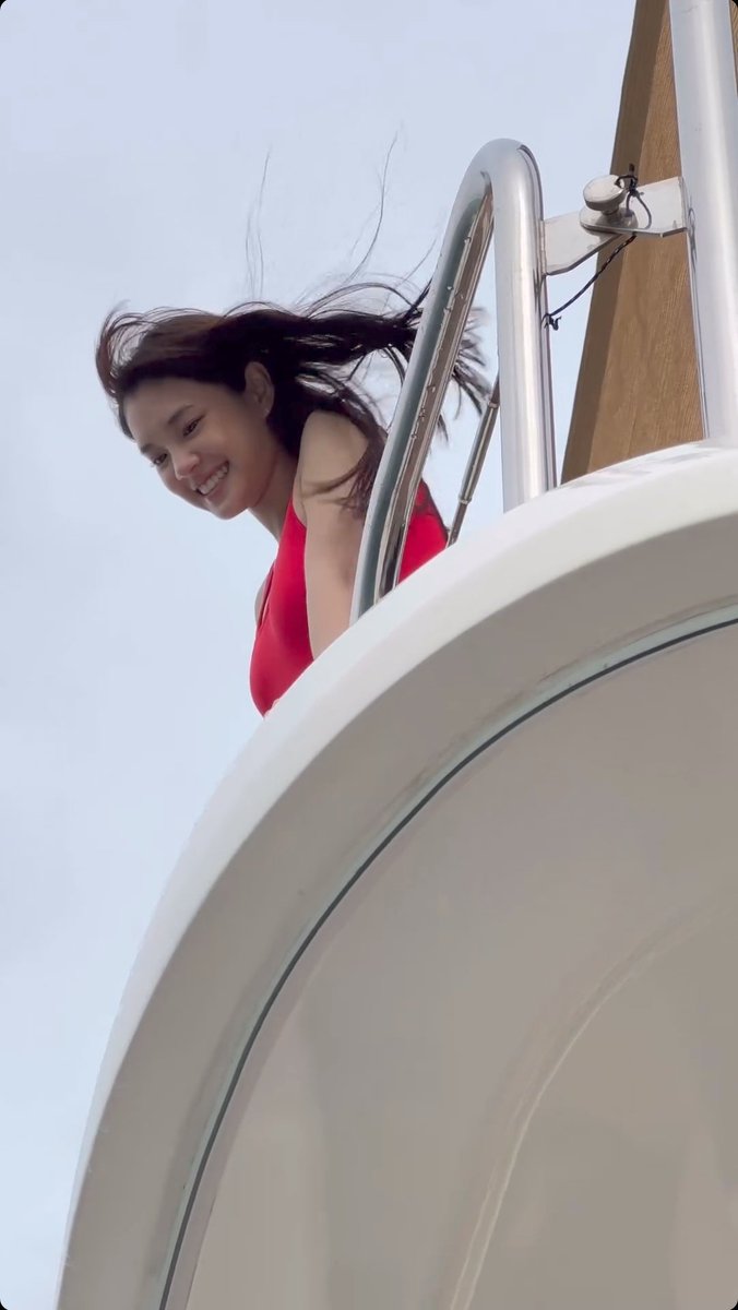 รู้ว่าคิดถึง~☺️ พิเฌอส๊วยมากๆจังเลย~❤️
#CherprangAreekul