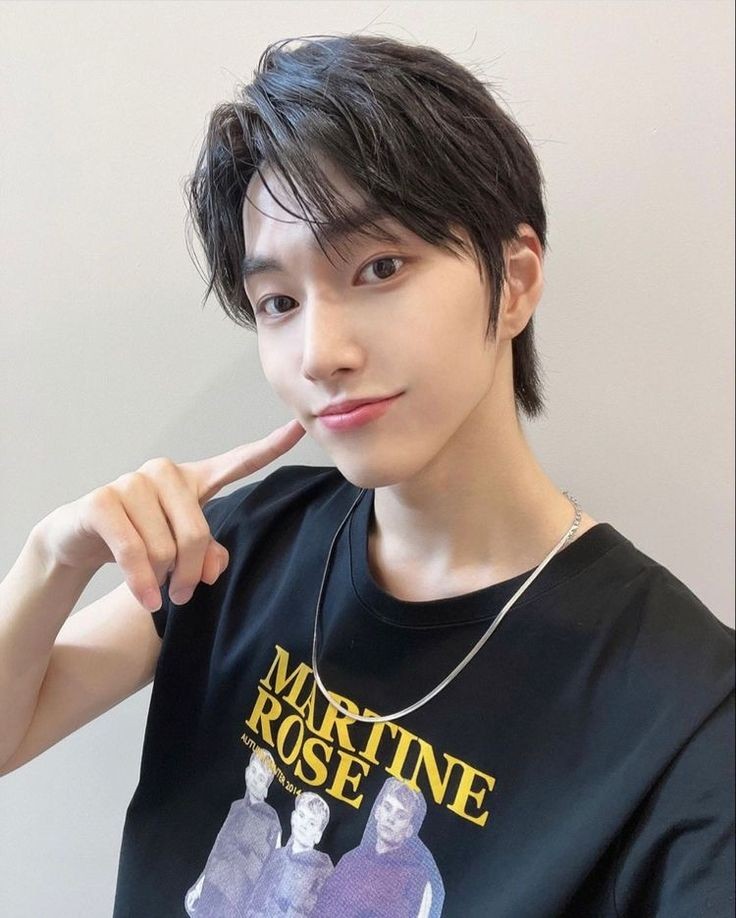 niittanee's tweet photo. my cutie i luv u
riize is 7
#승한이는_우리의_봄
#승한아_기다리고있어
#StandWithRII7E
#승한 #SEUNGHAN #라이즈 #RIIZE
@SMTOWNGLOBAL https://t.co/s3UHFhEHE0