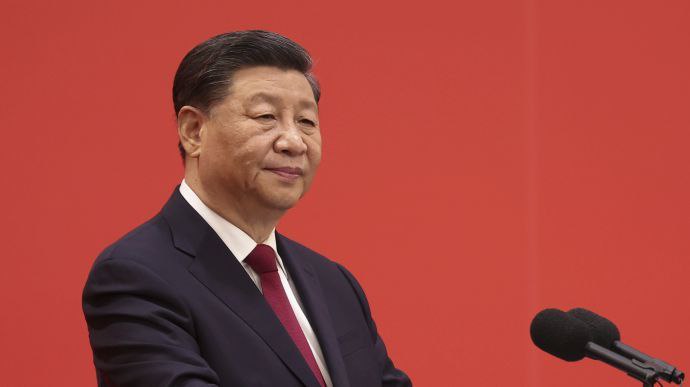 nexta_tv's tweet photo. Xi Jinping voiced four principles for resolving the "Ukrainian crisis" at a meeting with Scholz in Beijing

▪️ Focus on the overall situation of peace and stability and do not pursue vested interests;
▪️ "Cool down" the situation rather than adding fuel to the fire;
▪️ Create conditions for the restoration of peace and refrain from further escalation of tensions;
▪️ Reduce the negative impact on the global economy and do not undermine the stability of global industrial supply chains.