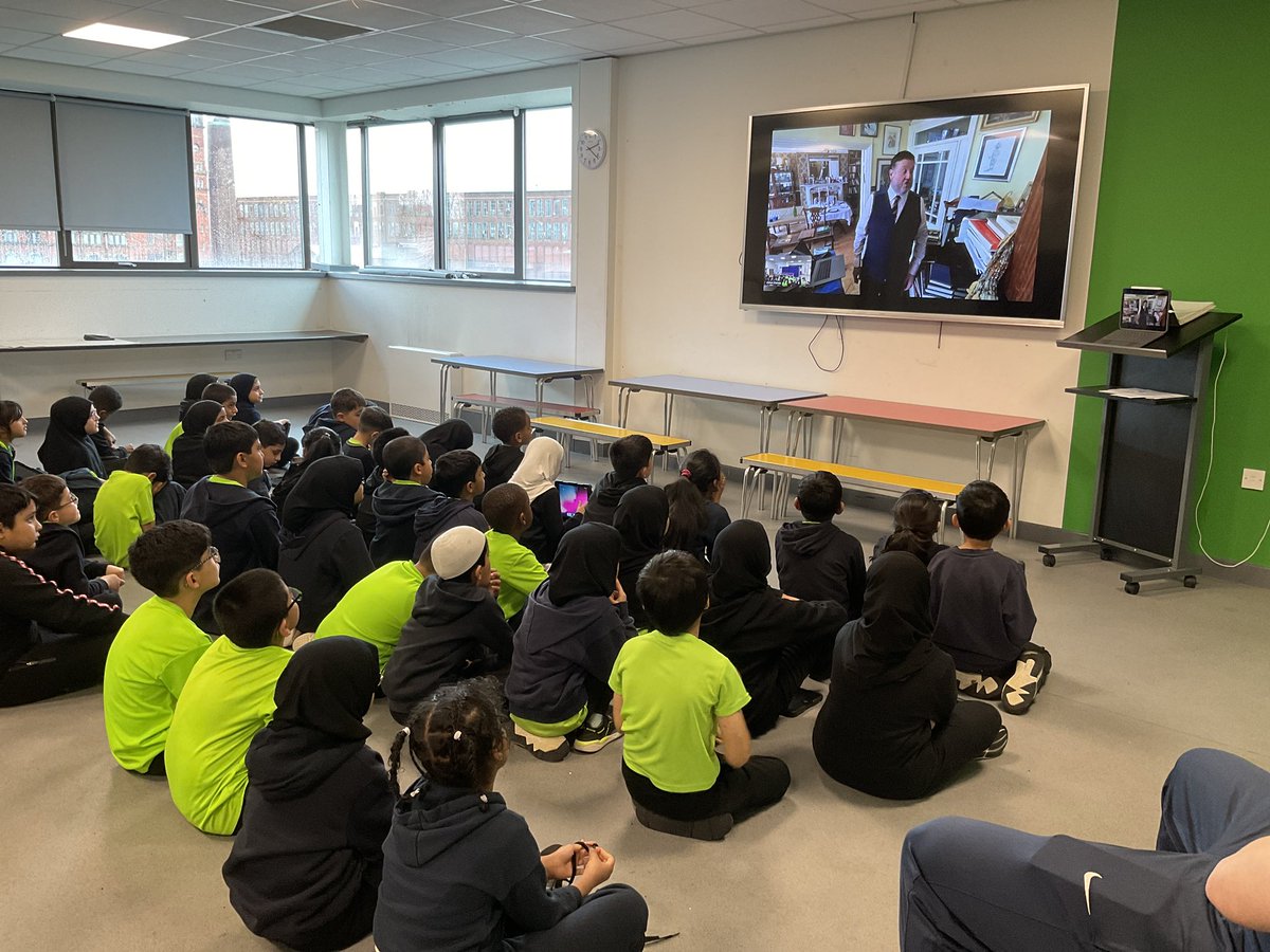 A fantastic afternoon for Year 3. We have had a zoom call from <a href="/RabbiZvi/">🇮🇱 Rabbi Zvi Solomons Am Yisrael Chai💛💙🕎</a> who helped us discuss similarities between Islam and Judaism. #RE <a href="/MrsAChandia/">Mrs Chandia</a>