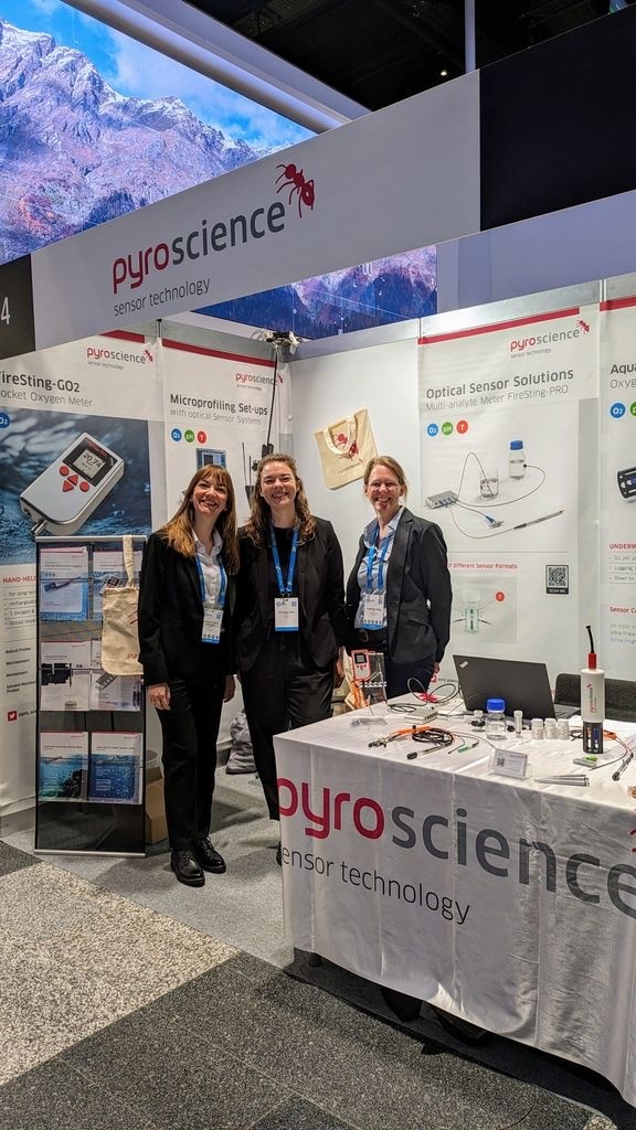 👉Thanks for a great start on the #EGU24 in Vienna with lots of interest on our lab, field & underwater optical sensor systems for #oxygensensing & #pHsensing. Hands-on at stand 54 until 19 April 2024. Happy to welcome you!    
#soil #sediment #microprofiling #AquapHOx #FireSting