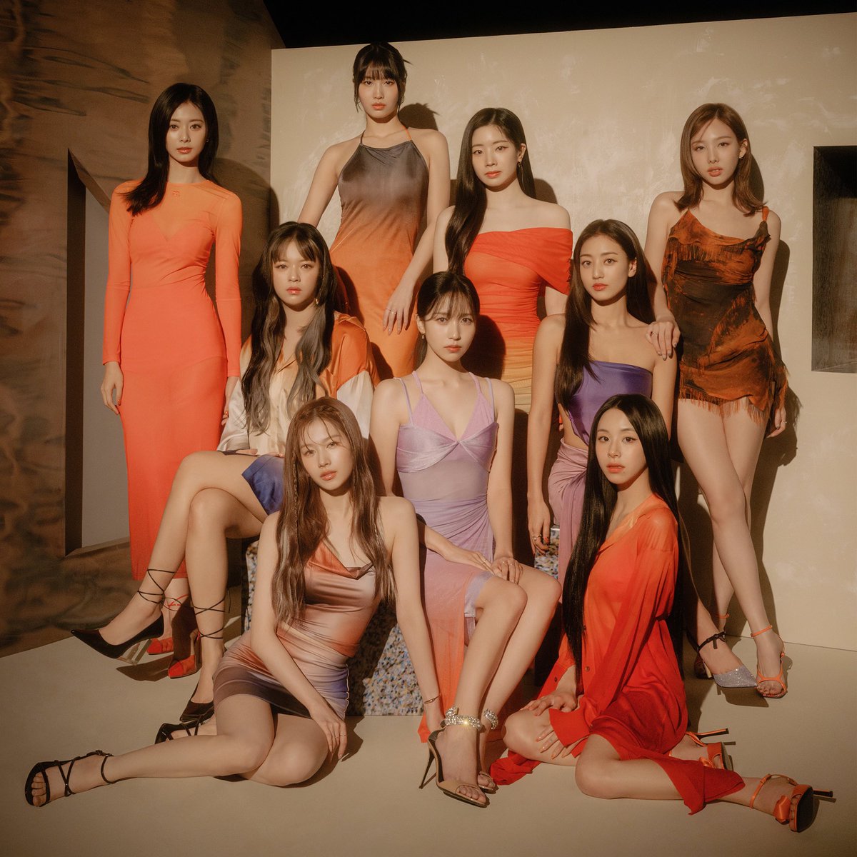 twicebsocial's tweet photo. Most Followed Kpop Girl Group on Line Music Japan 🇯🇵:

#1 TWICE — 1.38 Million Followers 🔥
#2 BLACKPINK — 510K Followers
#3 LE SSERAFIM — 240K Followers

#TWICE #트와이스 @JYPETWICE https://t.co/LhDim09uWF