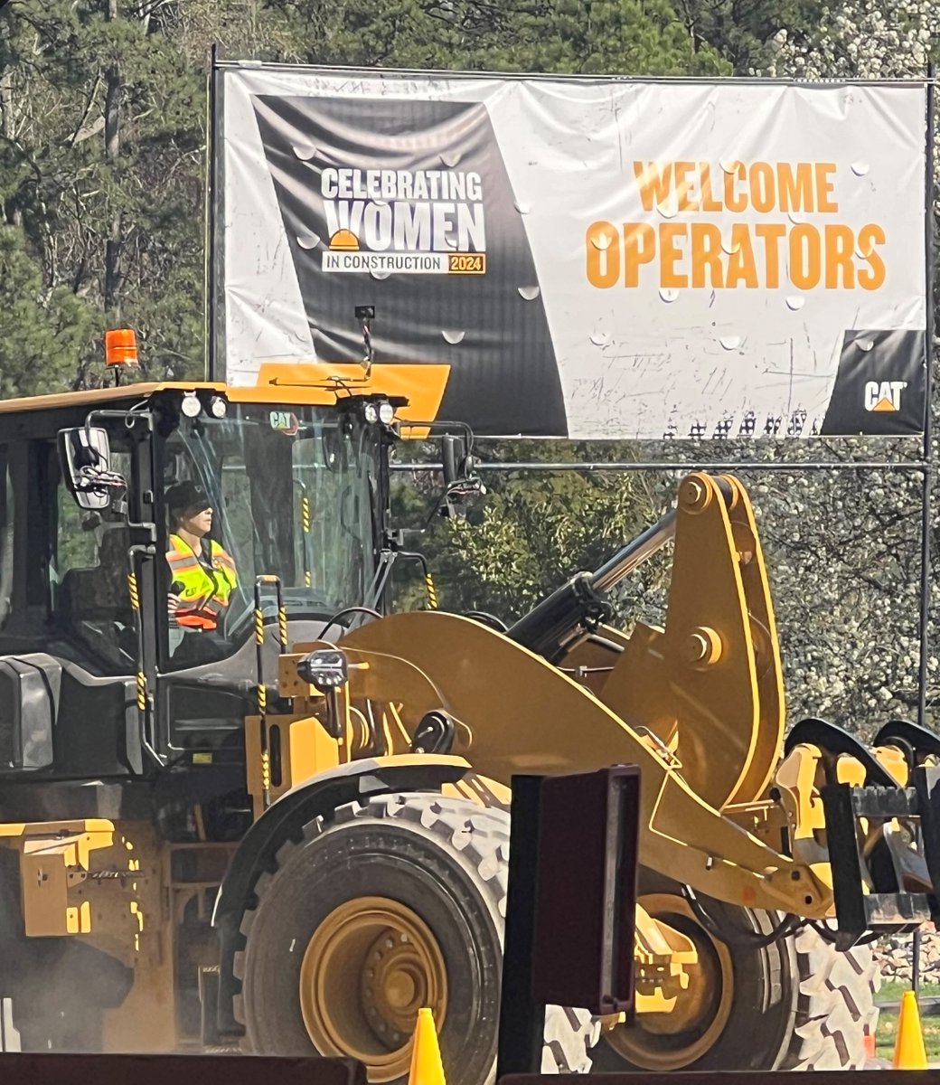 Shoutout to the women who move mountains – literally! 💪 On March 13-14, @CaterpillarInc hosted its inaugural Women in Construction Celebration, spotlighting the incredible talent of women heavy-equipment operators. Learn more! ⤵️ bit.ly/3VWMHE3