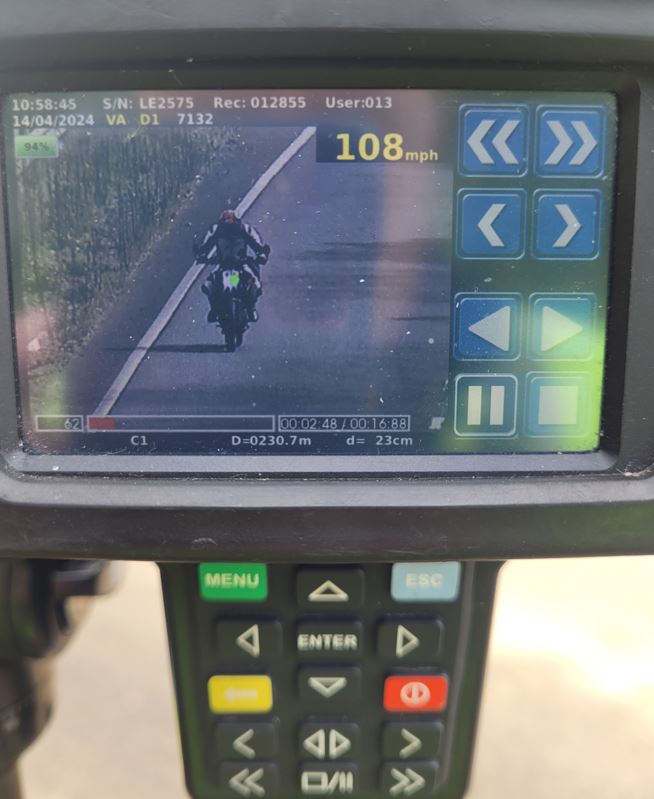 The rider of this motorcycle was detected at 108mph on the A303 in #Somerset, a stretch of road approaching roadworks. We've seen an increased number of motorcyclists killed on @ASPolice roads over the last 18 months & continue to work with riders & drivers to reduce this risk.