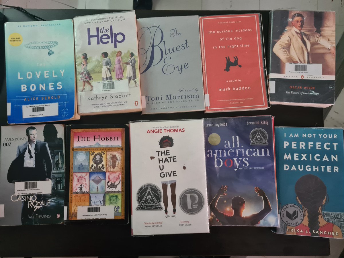 dieynabel's tweet photo. Books read by my DNL students !!! 
#dnl #lfb @LFBogota #bogota #aefe 

Projet en cours... https://t.co/GbSDqFXkjZ