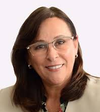 neoliberalover's tweet photo. Si en este momento se tuviera que juzgar con pruebas tangibles y no con calumnias de esas que te dice Benito Juárez al oído en tu momento más esquizofrénico a un ex secretario de estado por enriquecimiento ilícito, malversación de fondos, desvío de recursos, corrupción y tráfico de influencias, sería más sencillo encarcelar de por vida a Rocío Nahle que a Emilio Lozoya.

#NarcoPresidenteAMLO39