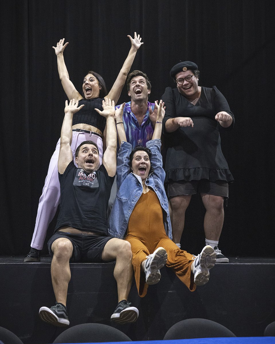 ¡Ya ha vuelto IMPROSIT, el teatro improvisado que toma la SIT en abril y mayo con 4 espectáculos!

Lo mejor de la IMPRO llega a la sala de 1º de Mayo con ANARTISTAS abriendo el ciclo: LA EXTINCIÓN DE LA COMEDIA, con últimas localidades, este sábado 20/04.

No te lo pienses y ven