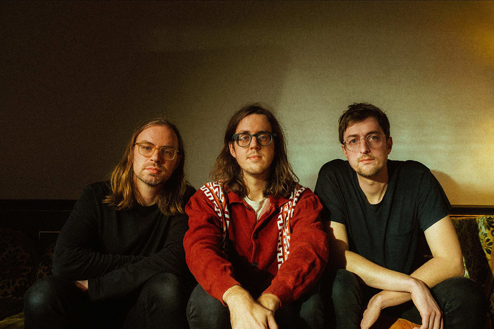 Cloud Nothings have delivered record after record of catchy, energetic songs without getting stale or repetitive. Final Summer continues that streak. ➡️ tinyurl.com/CloudNot24 @CloudNothings' Final Summer is a #PMPick releasing on Friday via @purenoiserecs.