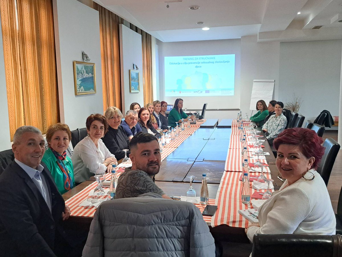 Save the Children NWB tweet media