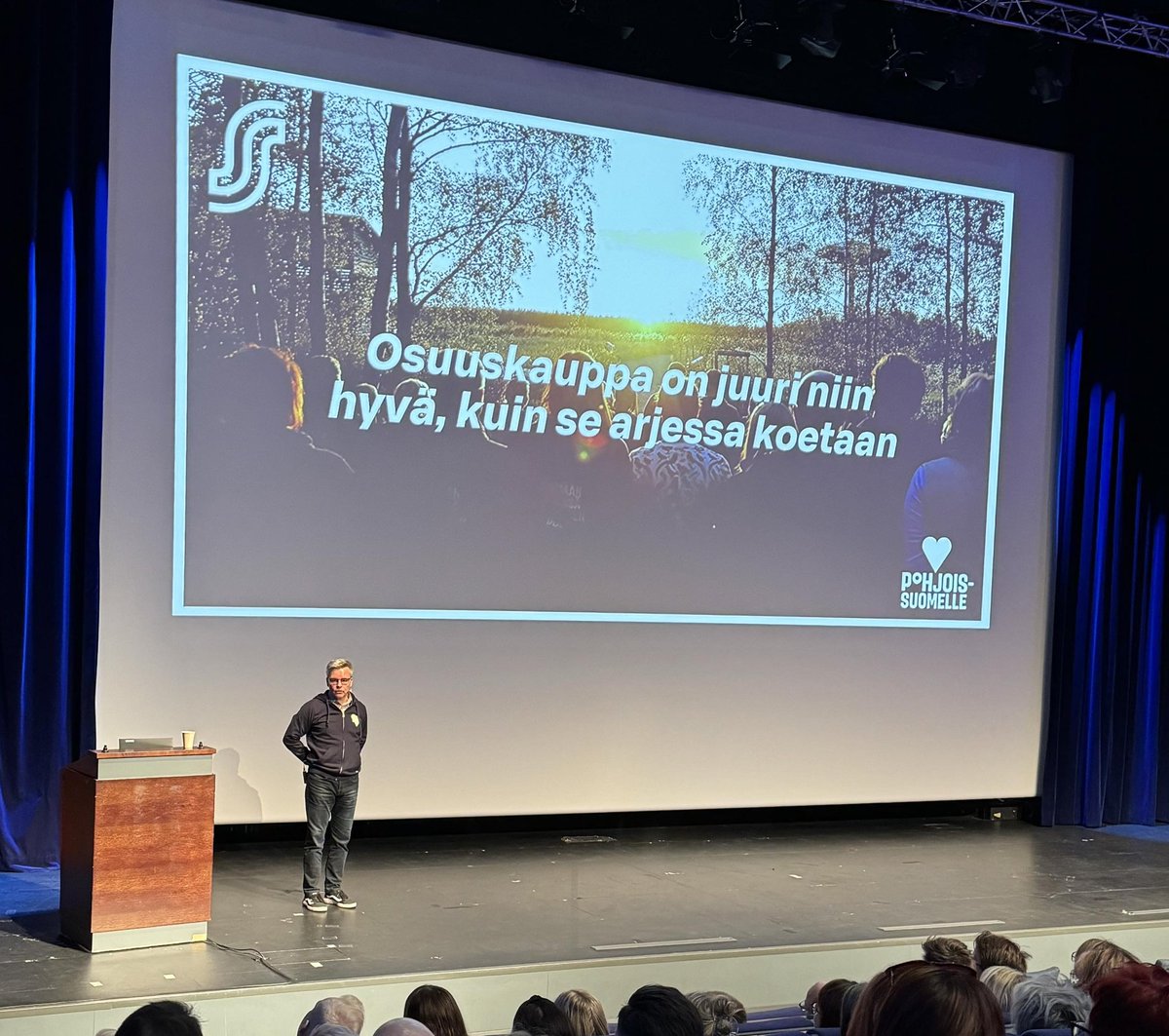 Kaksi upeaa päivää  päällikköpäivillä. Sain hetken kehua, kiittää ja myös kirittää meidän ammattilaisia 💚. Aivan upea fiilis huokuu meidän porukasta. Olen onnekas, että saan olla osa tätä joukkoa 💚 #SydänPohjoisSuomelle #arinalainen #osuuskauppani