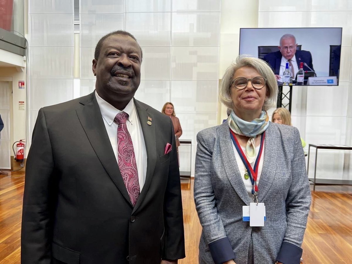 Delighted to welcome our partners from the region in Paris yesterday for the #SudanConference. Good opportunity to exchange with @ymahmoudali 🇩🇯and @MusaliaMudavadi🇰🇪