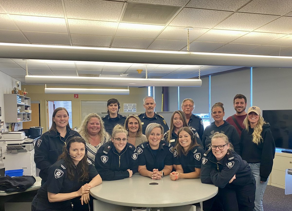 LdnOntFire's tweet photo. It’s National Public Safety Telecommunicators Week &amp; we celebrate our communications division, as well our partner agency communicators! #911Communicators are the unseen &amp; unsung backbone of our emergency response system. Ready to listen &amp; respond calmly 24/7/365. #ldnont @LPFFA https://t.co/xFxd2zEVED