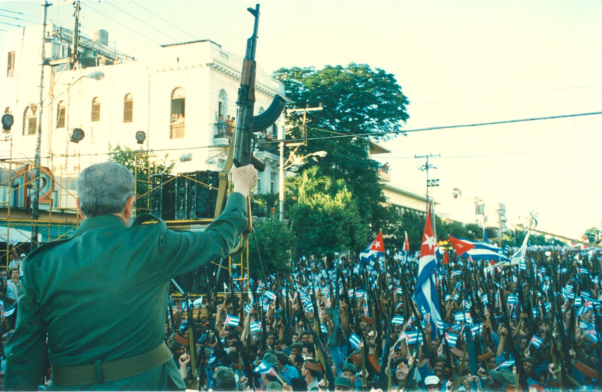 centrofidel's tweet photo. #Fidel:"Somos serenos, somos ecuánimes, pero estamos muy claros en cuanto a lo que es la dignidad de la nación cubana, en cuanto a lo que es la soberanía del pueblo cubano". #GirónLaVictoria #FidelVive https://t.co/CfnRLSYIsV