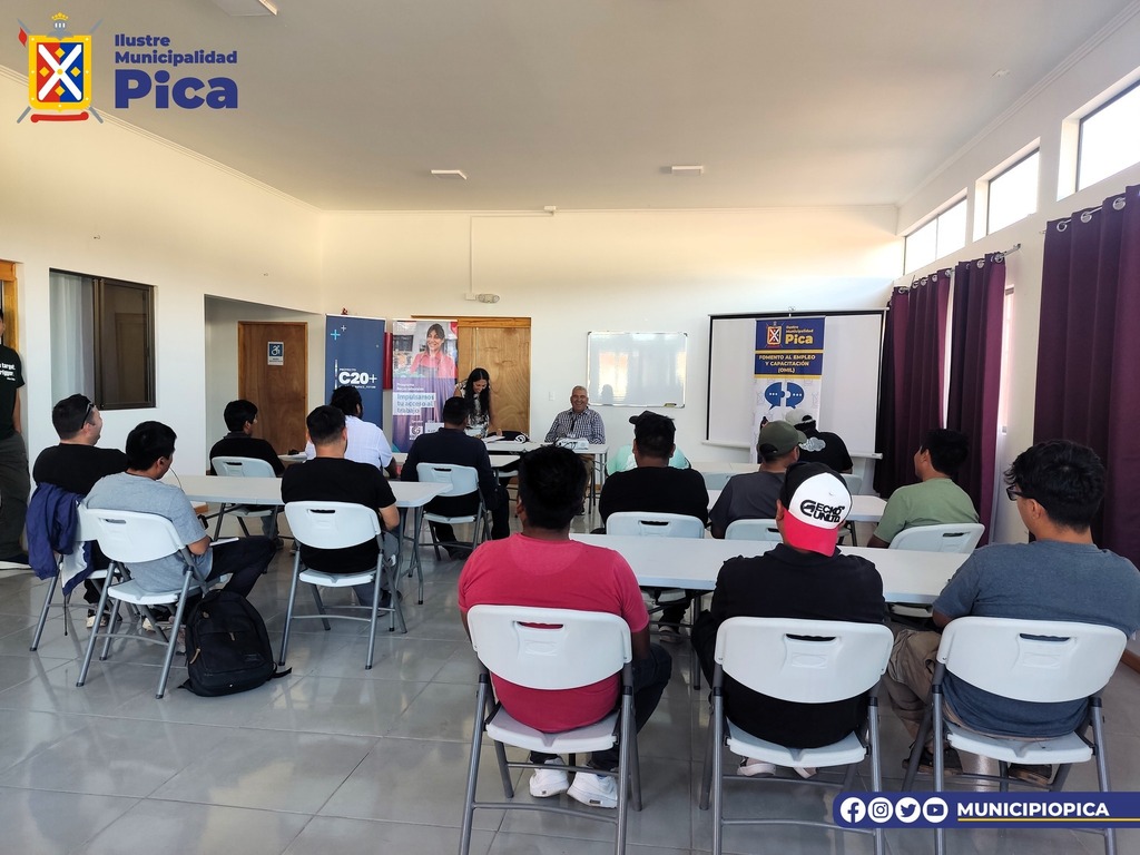 #IMP Quince vecinos de nuestra comuna dieron inicio al curso de 'maestro general en obras menores', gestionado por la OMIL de la Municipalidad de Pica en conjunto con la minera Doña Inés de Collahuasi. Este curso, es uno de los varios que se impartirán en la comuna a través de …