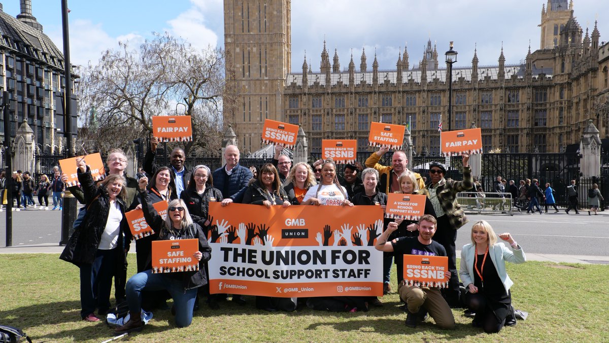 GMB_union's tweet photo. School support staff do a vital job. 

They deserve decent pay, safe staffing and a collective worker voice. 

That's our message to parliament today 💪 https://t.co/V78UtGtz28