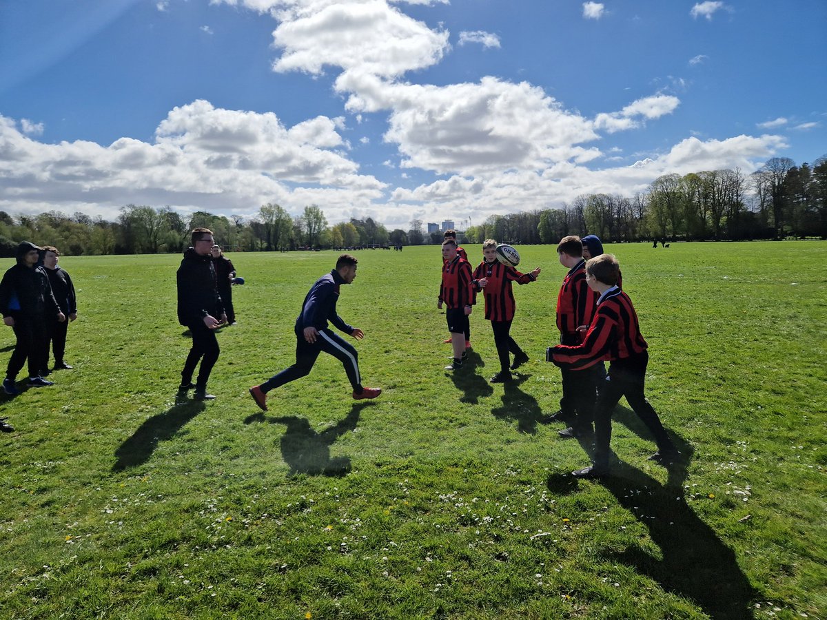 Brilliant day full of rugby at the @chwaraeonyrurdd SEN festival today 🏉 9 schools and countless smiles playing some fantastic rugby in the sunshine 🌞