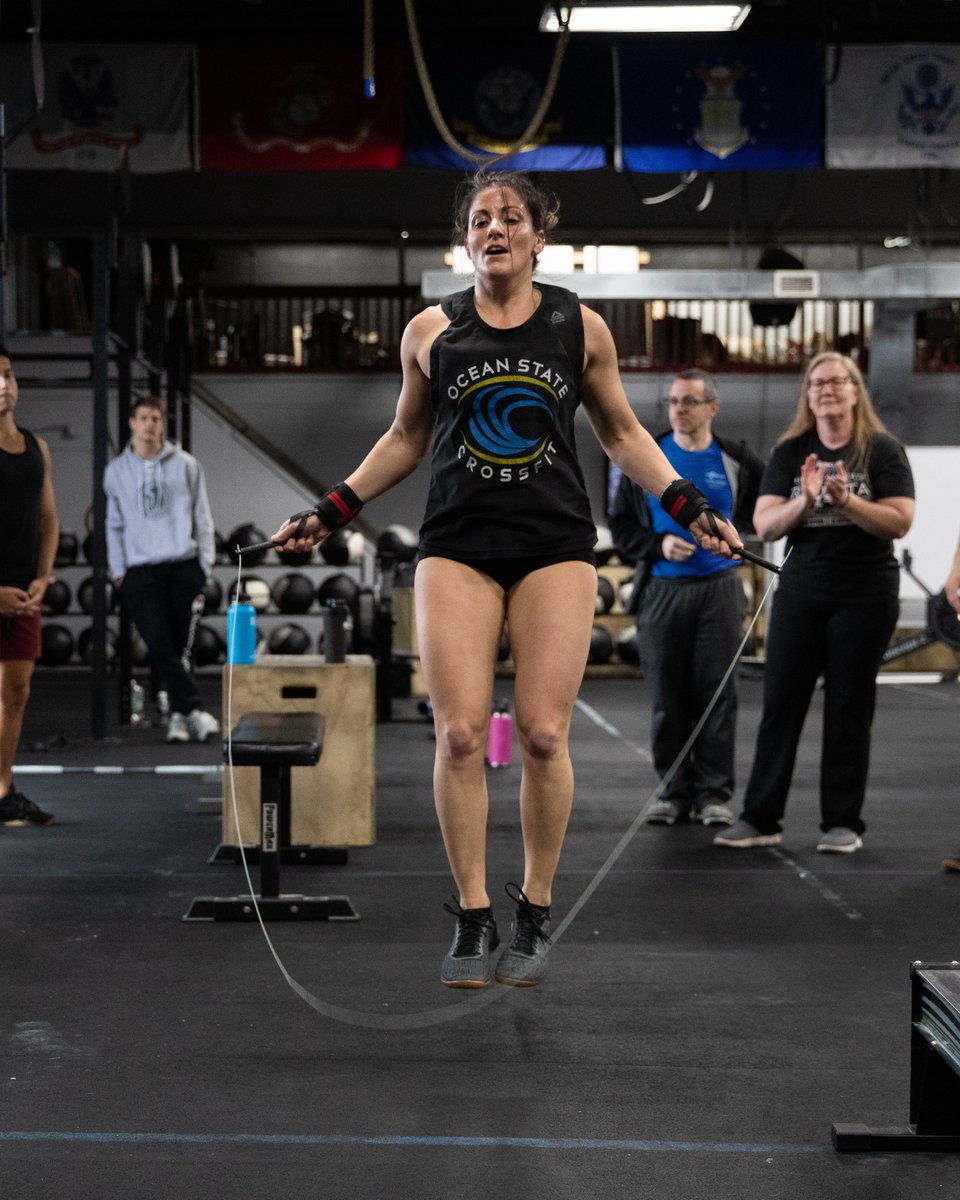 Workout of the Day Tuesday 240416 3 rounds for time of: 75 double-unders 15/21-calorie Echo bike 5 front squats ♀ 155 lb ♂ 225 lb 📍 @OceanStateXF in Cranston, Rhode Island