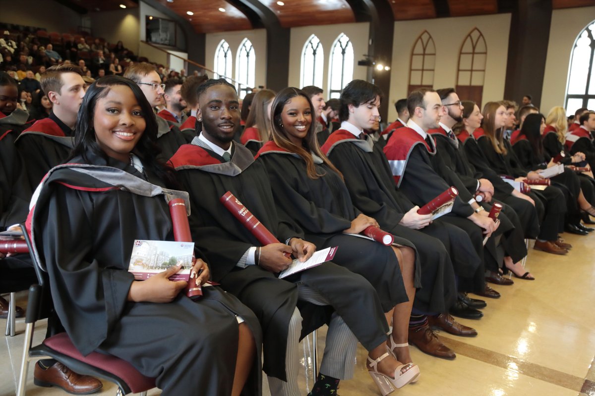 Are you graduating this spring? Find important convocation information at loom.ly/C-zQrWw #WorldWithoutLimits