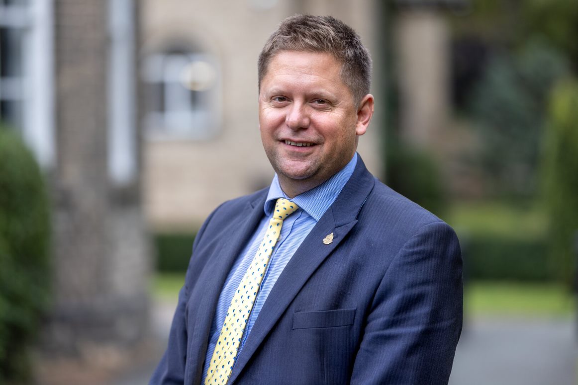 The Court of Governors of the @JohnWhitgiftFoundation and the @WhitgiftSchool Committee are delighted to have appointed Mr Toby Seth, MA as the new permanent Headmaster of Whitgift School. Mr Seth will take up his appointment in September 2025. Read more on our website.